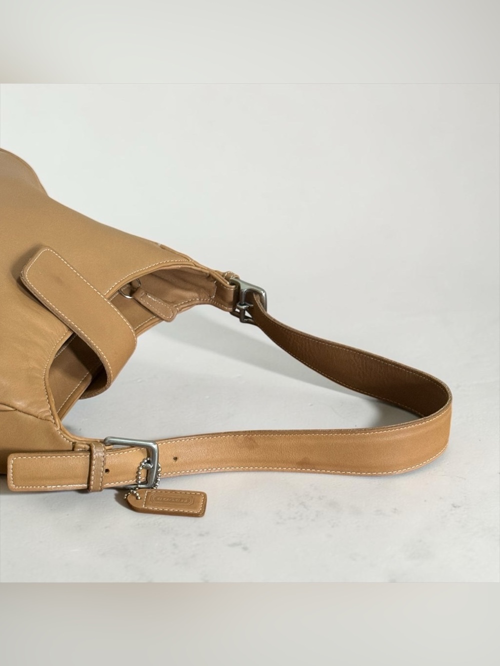 Coach Vintage Hamptons Tan Leather Hobo Shoulder Bag Y2K - Picture 10 of 15